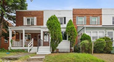 141 LYNHAVEN DR, ALEXANDRIA, Virginia 22305, 2 Bedrooms Bedrooms, ,2 BathroomsBathrooms,Residential,For sale,141 LYNHAVEN DR,VAAX2048896 MLS # VAAX2048896