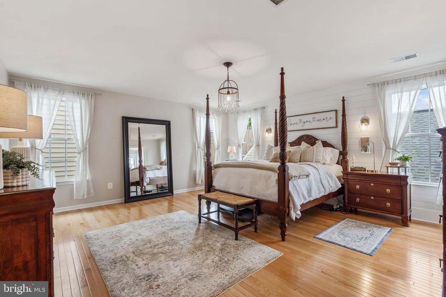 15622 ADMIRAL BAKER CIR, HAYMARKET, Virginia 20169, 5 Bedrooms Bedrooms, ,2 BathroomsBathrooms,Residential,For sale,15622 ADMIRAL BAKER CIR,VAPW2102334 MLS # VAPW2102334