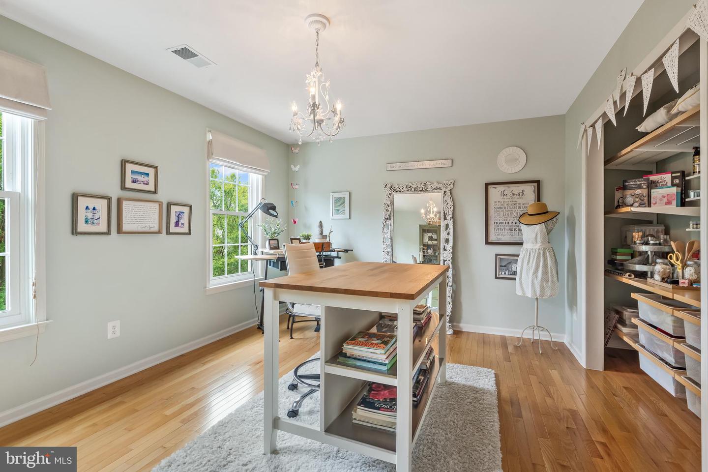 15622 ADMIRAL BAKER CIR, HAYMARKET, Virginia 20169, 5 Bedrooms Bedrooms, ,2 BathroomsBathrooms,Residential,For sale,15622 ADMIRAL BAKER CIR,VAPW2102334 MLS # VAPW2102334