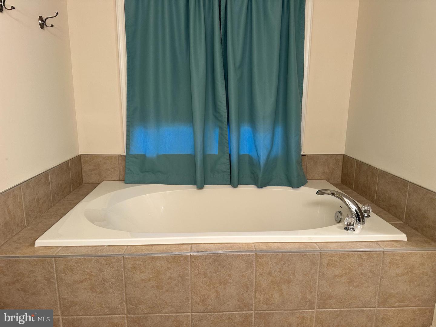 405 HARRISON CIR, LOCUST GROVE, Virginia 22508, 3 Bedrooms Bedrooms, ,2 BathroomsBathrooms,Residential,For sale,405 HARRISON CIR,VAOR2010576 MLS # VAOR2010576