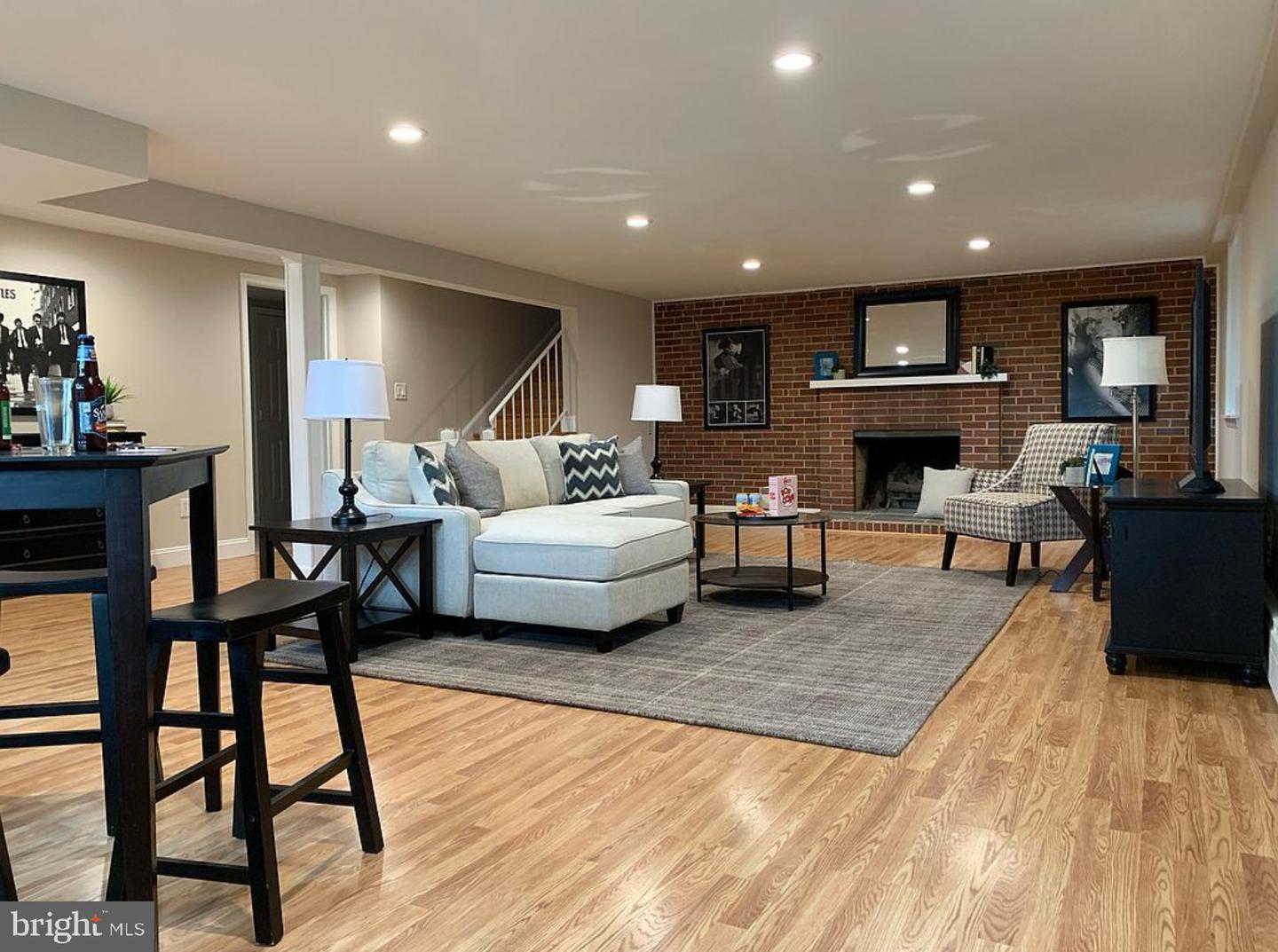 2356 SOUTH PIERCE ST, ARLINGTON, Virginia 22202, 4 Bedrooms Bedrooms, 12 Rooms Rooms,3 BathroomsBathrooms,Residential,For sale,2356 SOUTH PIERCE ST,VAAR2062710 MLS # VAAR2062710