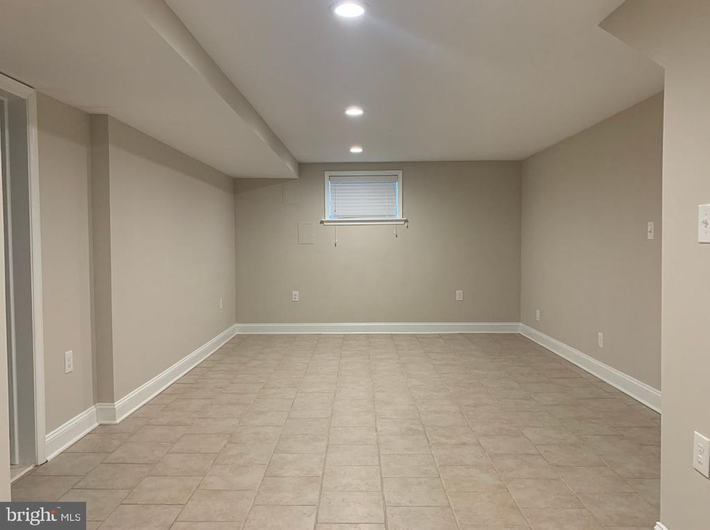 2356 SOUTH PIERCE ST, ARLINGTON, Virginia 22202, 4 Bedrooms Bedrooms, 12 Rooms Rooms,3 BathroomsBathrooms,Residential,For sale,2356 SOUTH PIERCE ST,VAAR2062710 MLS # VAAR2062710
