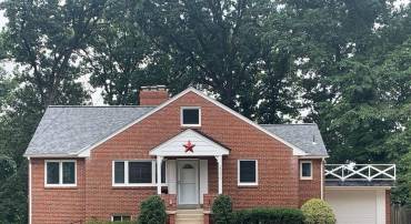 2356 SOUTH PIERCE ST, ARLINGTON, Virginia 22202, 4 Bedrooms Bedrooms, 12 Rooms Rooms,3 BathroomsBathrooms,Residential,For sale,2356 SOUTH PIERCE ST,VAAR2062710 MLS # VAAR2062710