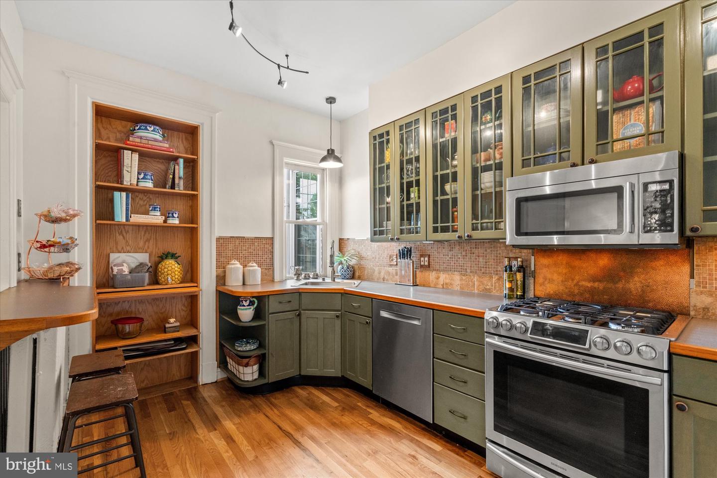 3729 JENIFER ST NW, WASHINGTON, District Of Columbia 20015, 5 Bedrooms Bedrooms, ,2 BathroomsBathrooms,Residential,For sale,3729 JENIFER ST NW,DCDC2216628 MLS # DCDC2216628