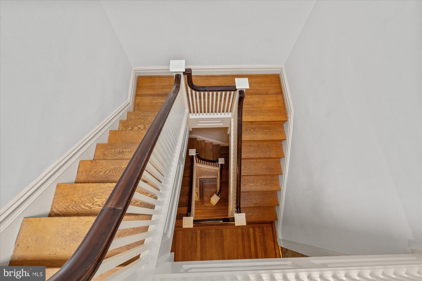 3729 JENIFER ST NW, WASHINGTON, District Of Columbia 20015, 5 Bedrooms Bedrooms, ,2 BathroomsBathrooms,Residential,For sale,3729 JENIFER ST NW,DCDC2216628 MLS # DCDC2216628