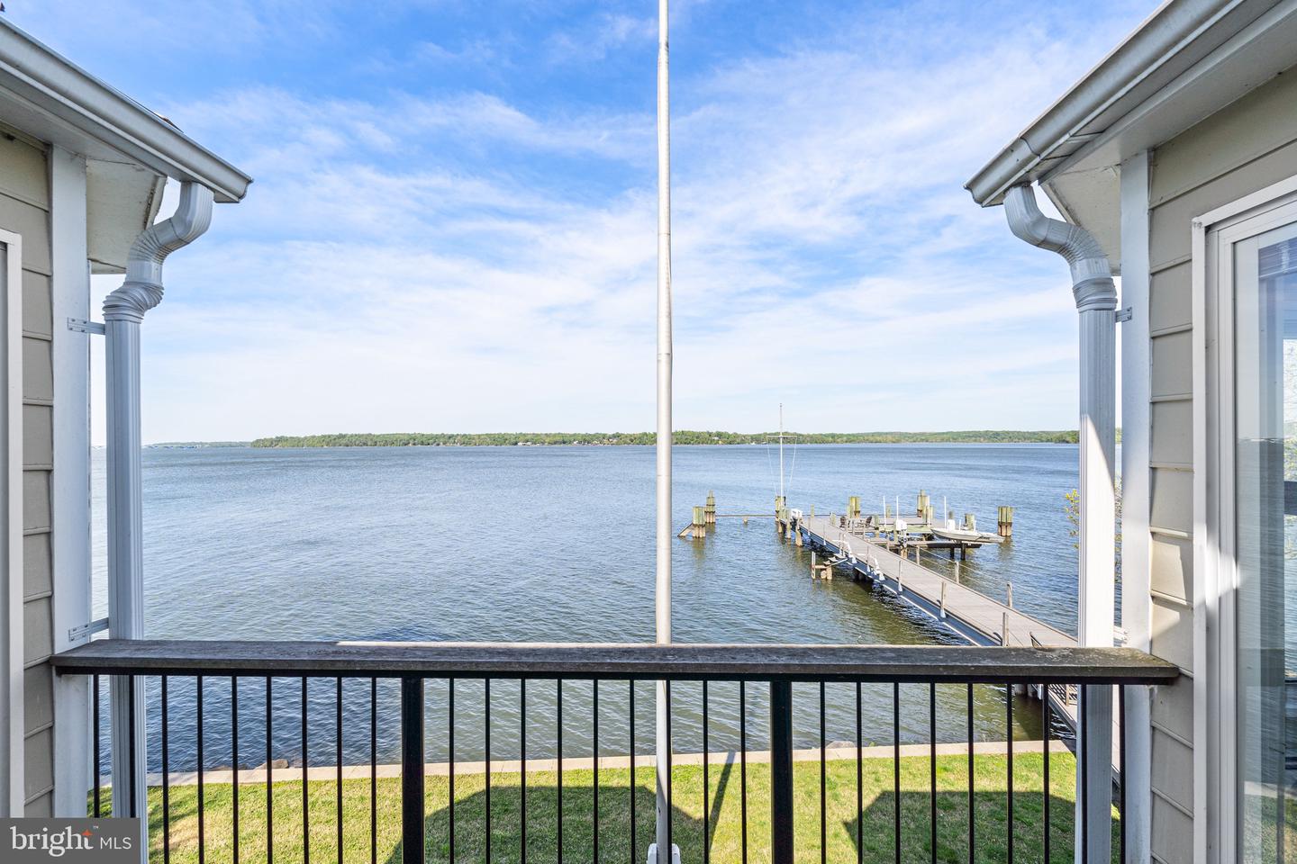 7831 SOUTHDOWN RD, ALEXANDRIA, Virginia 22308, 5 Bedrooms Bedrooms, ,5 BathroomsBathrooms,Residential,For sale,7831 SOUTHDOWN RD,VAFX2263186 MLS # VAFX2263186