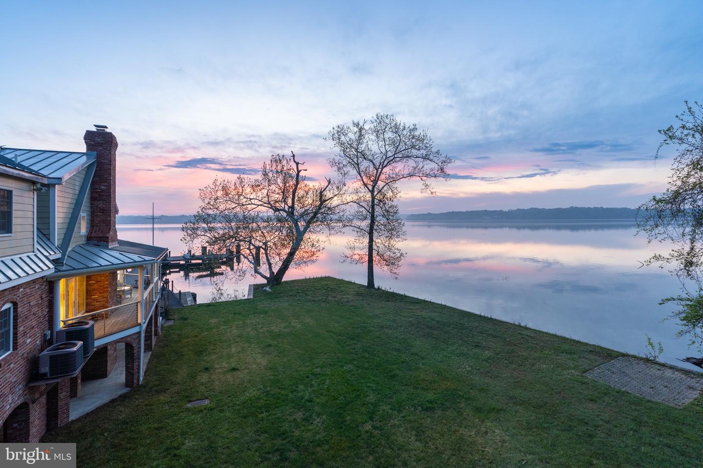 7831 SOUTHDOWN RD, ALEXANDRIA, Virginia 22308, 5 Bedrooms Bedrooms, ,5 BathroomsBathrooms,Residential,For sale,7831 SOUTHDOWN RD,VAFX2263186 MLS # VAFX2263186