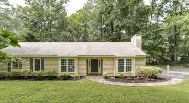 860 BUCKHORN TRL, EARLYSVILLE, Virginia 22936, 4 Bedrooms Bedrooms, ,3 BathroomsBathrooms,Residential,For sale,860 BUCKHORN TRL,668207 MLS # 668207