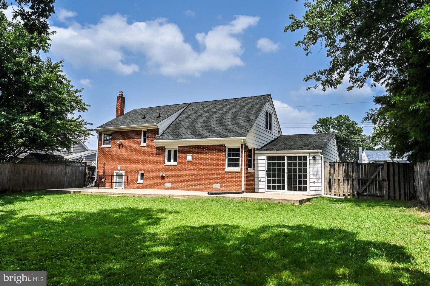 6821 FLOYD AVE, SPRINGFIELD, Virginia 22150, 3 Bedrooms Bedrooms, ,2 BathroomsBathrooms,Residential,For sale,6821 FLOYD AVE,VAFX2263194 MLS # VAFX2263194