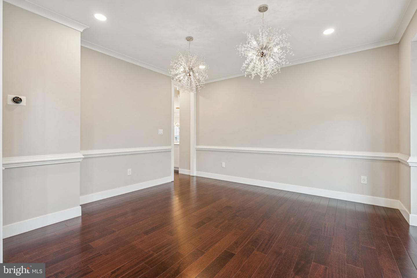 6287 WILLOWFIELD WAY, SPRINGFIELD, Virginia 22150, 8 Bedrooms Bedrooms, ,5 BathroomsBathrooms,Residential,For sale,6287 WILLOWFIELD WAY,VAFX2263196 MLS # VAFX2263196