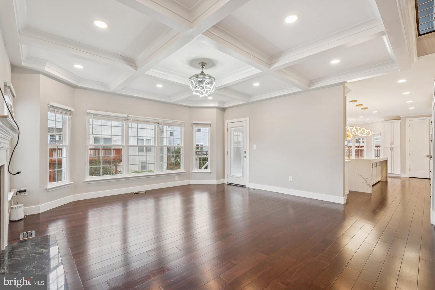 6287 WILLOWFIELD WAY, SPRINGFIELD, Virginia 22150, 8 Bedrooms Bedrooms, ,5 BathroomsBathrooms,Residential,For sale,6287 WILLOWFIELD WAY,VAFX2263196 MLS # VAFX2263196