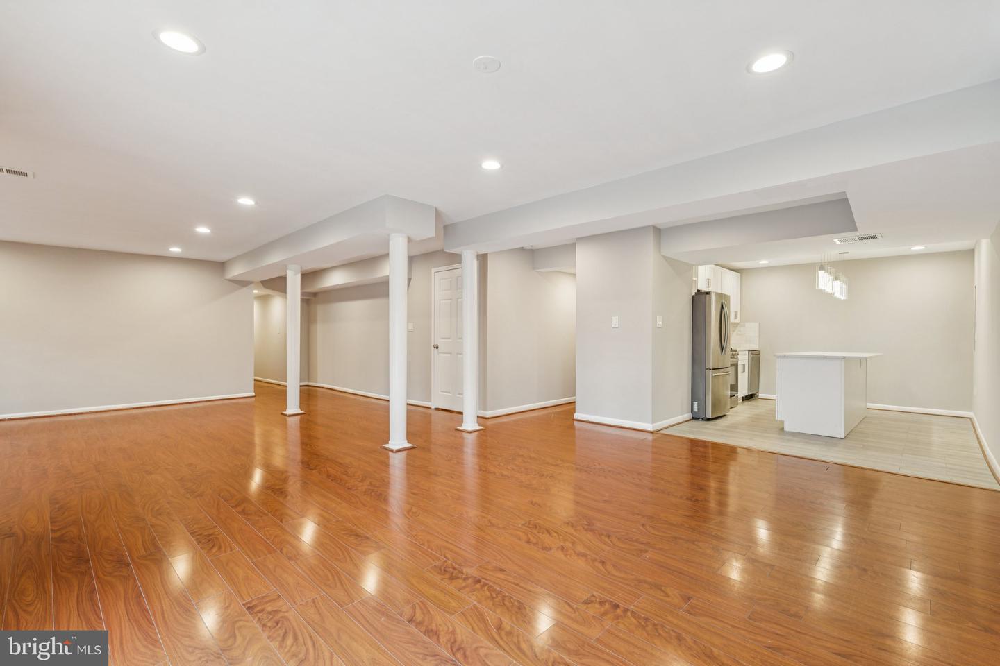 6287 WILLOWFIELD WAY, SPRINGFIELD, Virginia 22150, 8 Bedrooms Bedrooms, ,5 BathroomsBathrooms,Residential,For sale,6287 WILLOWFIELD WAY,VAFX2263196 MLS # VAFX2263196