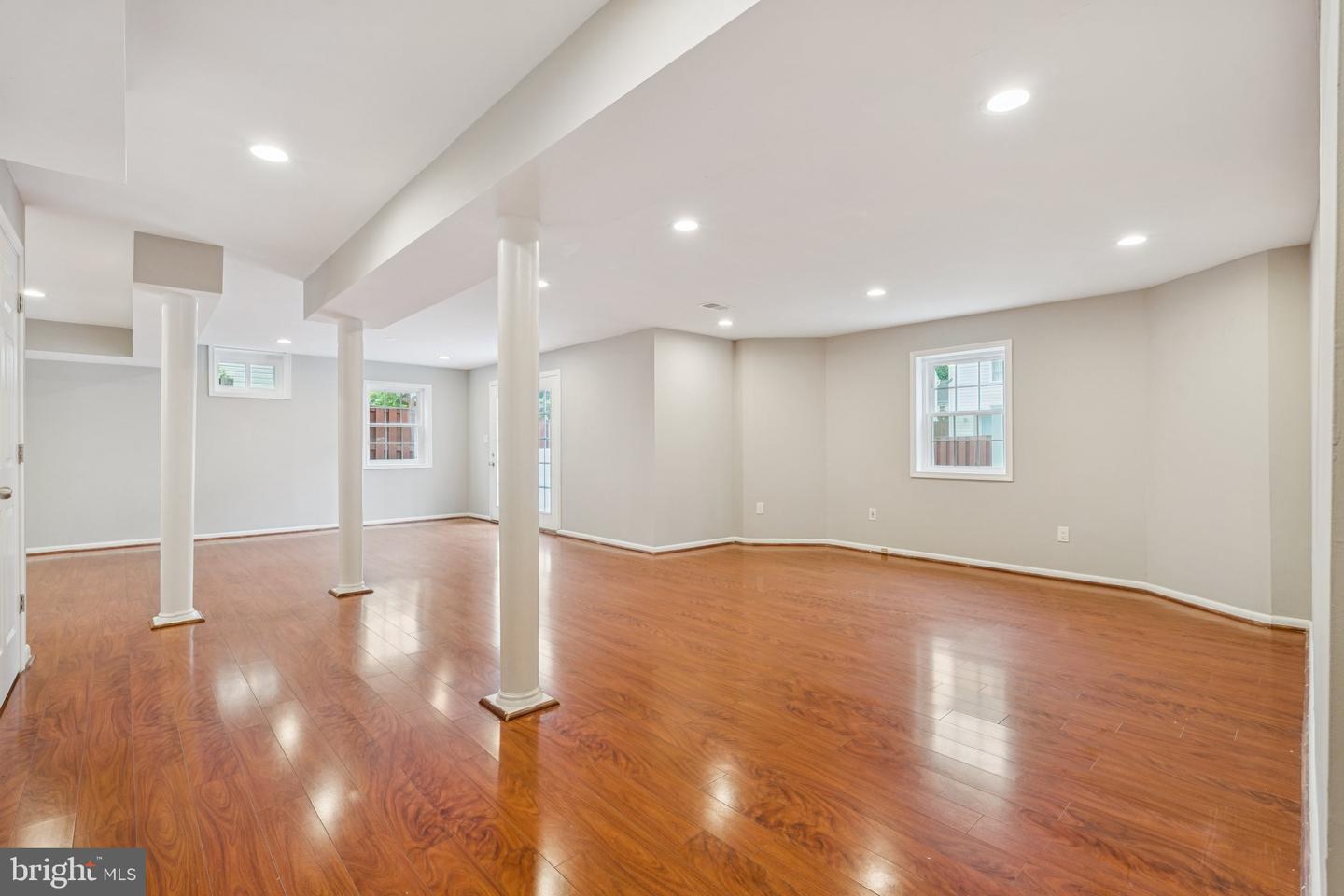6287 WILLOWFIELD WAY, SPRINGFIELD, Virginia 22150, 8 Bedrooms Bedrooms, ,5 BathroomsBathrooms,Residential,For sale,6287 WILLOWFIELD WAY,VAFX2263196 MLS # VAFX2263196