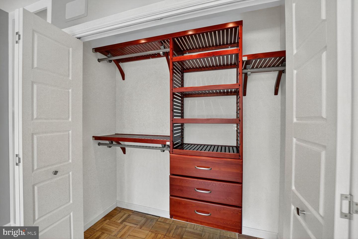 2475 VIRGINIA AVE NW #113, WASHINGTON, District Of Columbia 20037, 1 Bedroom Bedrooms, ,1 BathroomBathrooms,Residential,For sale,2475 VIRGINIA AVE NW #113,DCDC2216742 MLS # DCDC2216742
