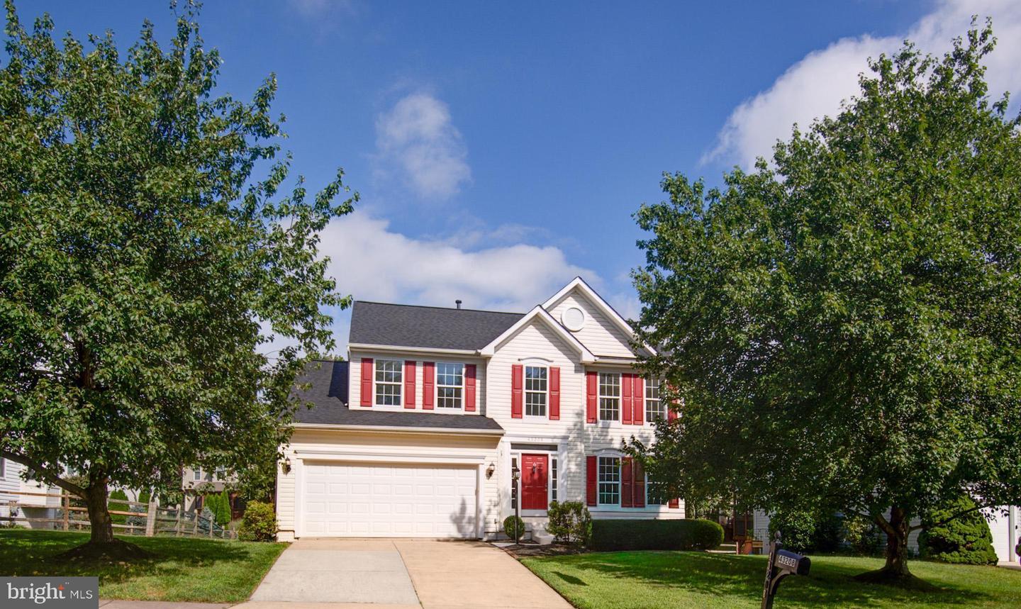 43208 CARDSTON PL, LEESBURG, Virginia 20176, 4 Bedrooms Bedrooms, ,3 BathroomsBathrooms,Residential,For sale,43208 CARDSTON PL,VALO2105320 MLS # VALO2105320