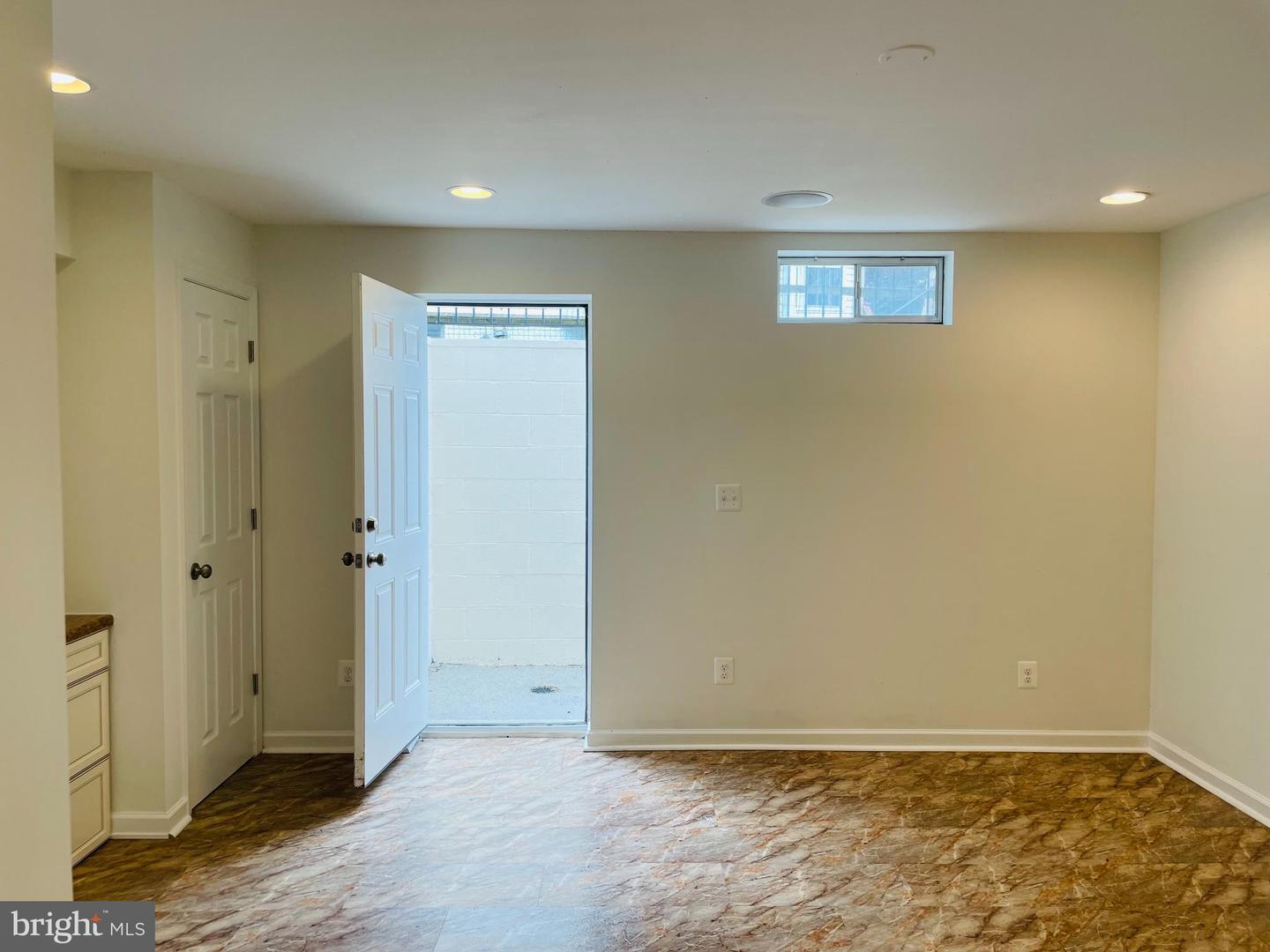 43208 CARDSTON PL, LEESBURG, Virginia 20176, 4 Bedrooms Bedrooms, ,3 BathroomsBathrooms,Residential,For sale,43208 CARDSTON PL,VALO2105320 MLS # VALO2105320