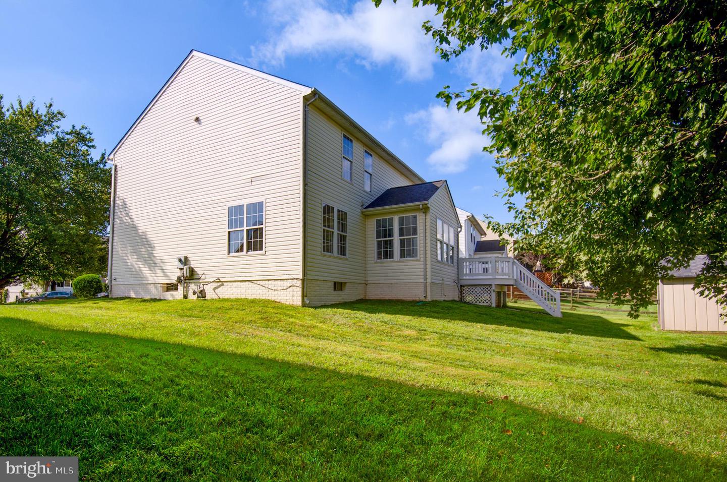 43208 CARDSTON PL, LEESBURG, Virginia 20176, 4 Bedrooms Bedrooms, ,3 BathroomsBathrooms,Residential,For sale,43208 CARDSTON PL,VALO2105320 MLS # VALO2105320