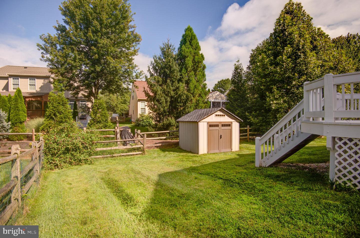 43208 CARDSTON PL, LEESBURG, Virginia 20176, 4 Bedrooms Bedrooms, ,3 BathroomsBathrooms,Residential,For sale,43208 CARDSTON PL,VALO2105320 MLS # VALO2105320