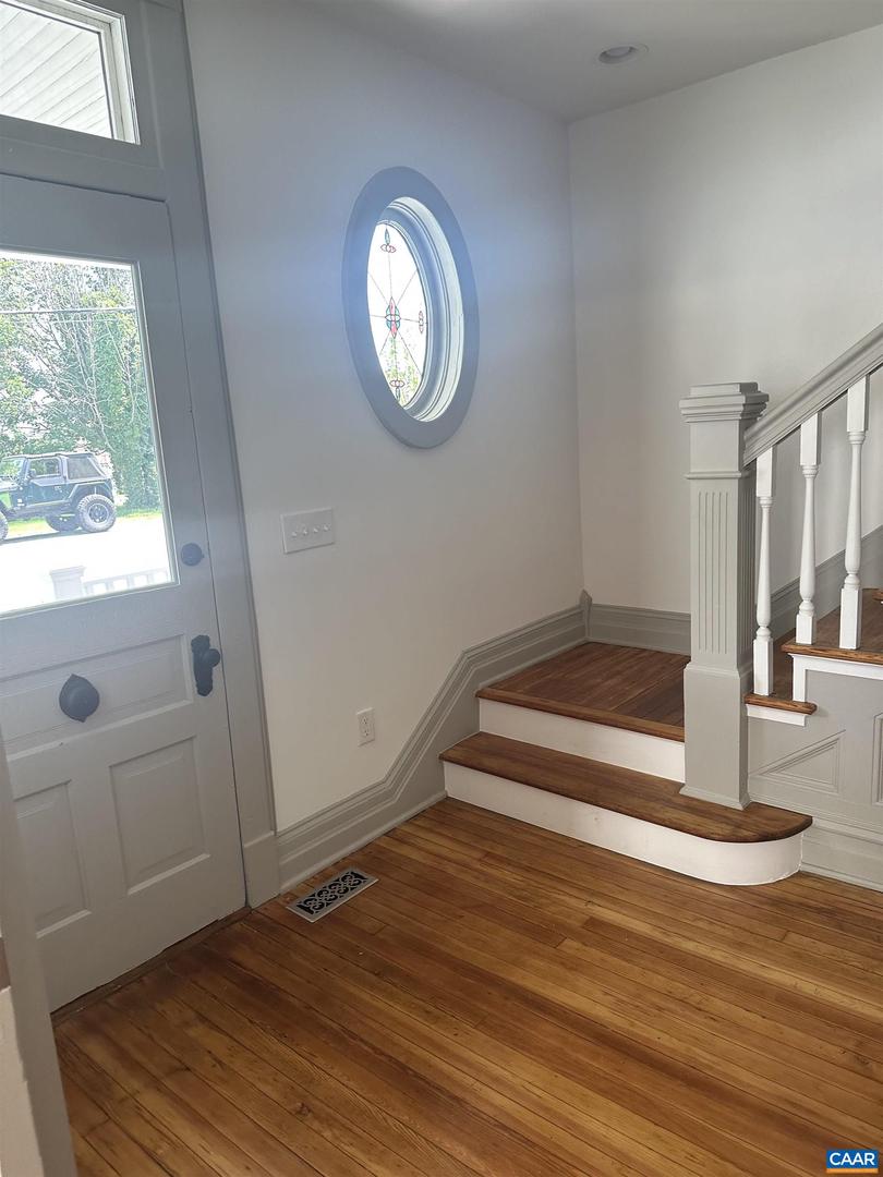 314 W 13TH ST, WAYNESBORO, Virginia 22980, 3 Bedrooms Bedrooms, ,2 BathroomsBathrooms,Residential,For sale,314 W 13TH ST,668213 MLS # 668213