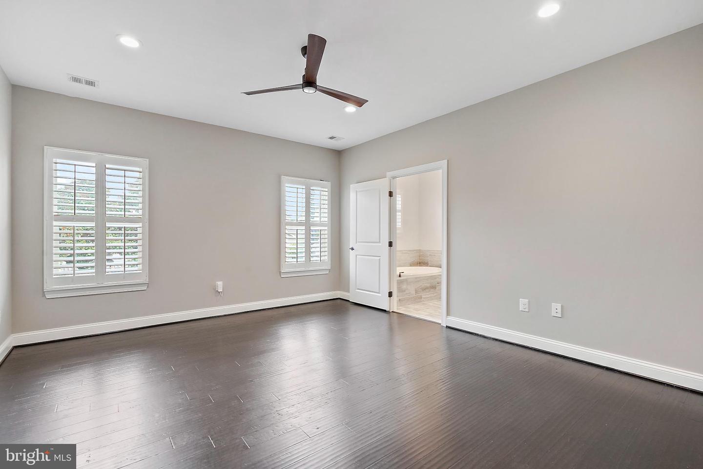 24936 MCNAIR PL, ALDIE, Virginia 20105, 4 Bedrooms Bedrooms, ,3 BathroomsBathrooms,Residential,For sale,24936 MCNAIR PL,VALO2105326 MLS # VALO2105326