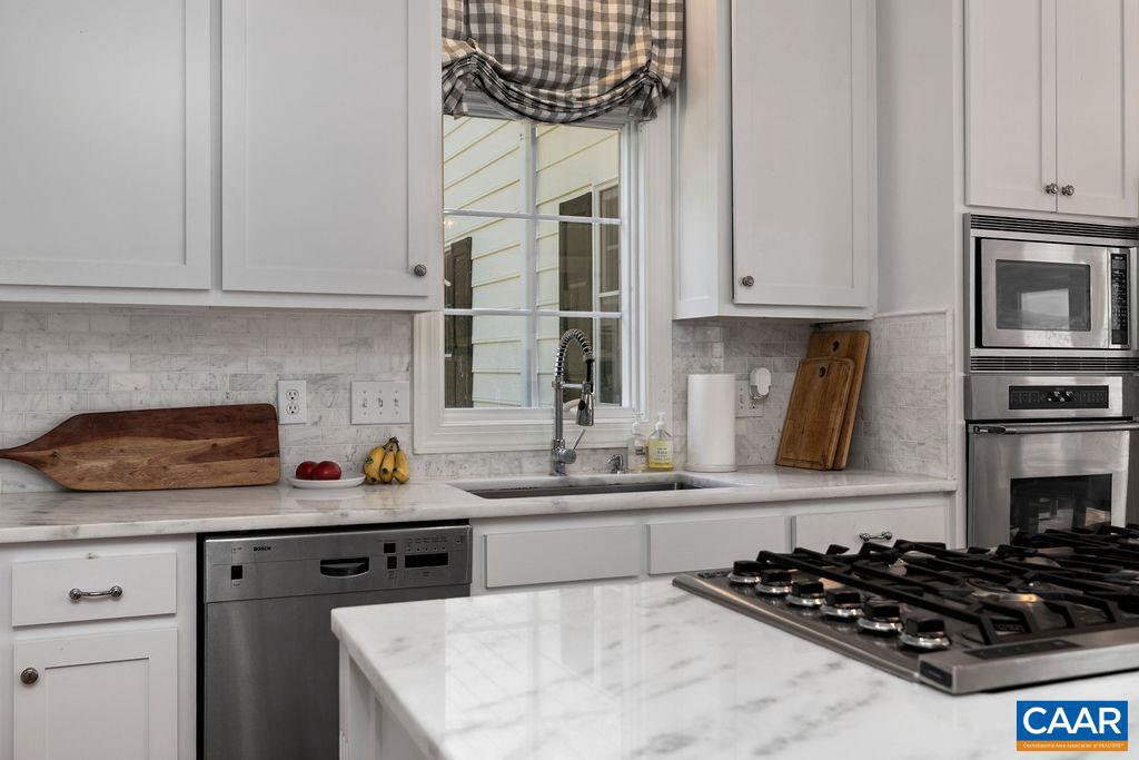 124 HIDDEN SPRINGS LN, NELLYSFORD, Virginia 22958, 5 Bedrooms Bedrooms, ,3 BathroomsBathrooms,Residential,For sale,124 HIDDEN SPRINGS LN,668216 MLS # 668216