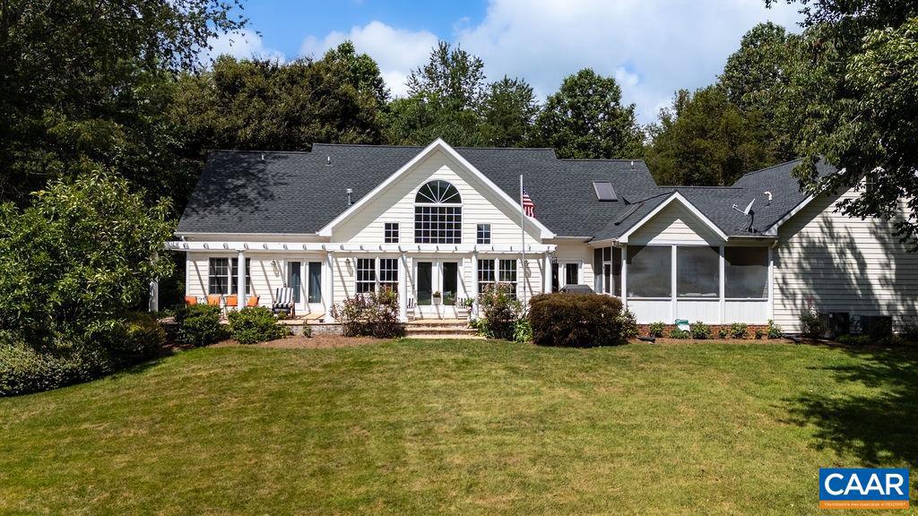 124 HIDDEN SPRINGS LN, NELLYSFORD, Virginia 22958, 5 Bedrooms Bedrooms, ,3 BathroomsBathrooms,Residential,For sale,124 HIDDEN SPRINGS LN,668216 MLS # 668216
