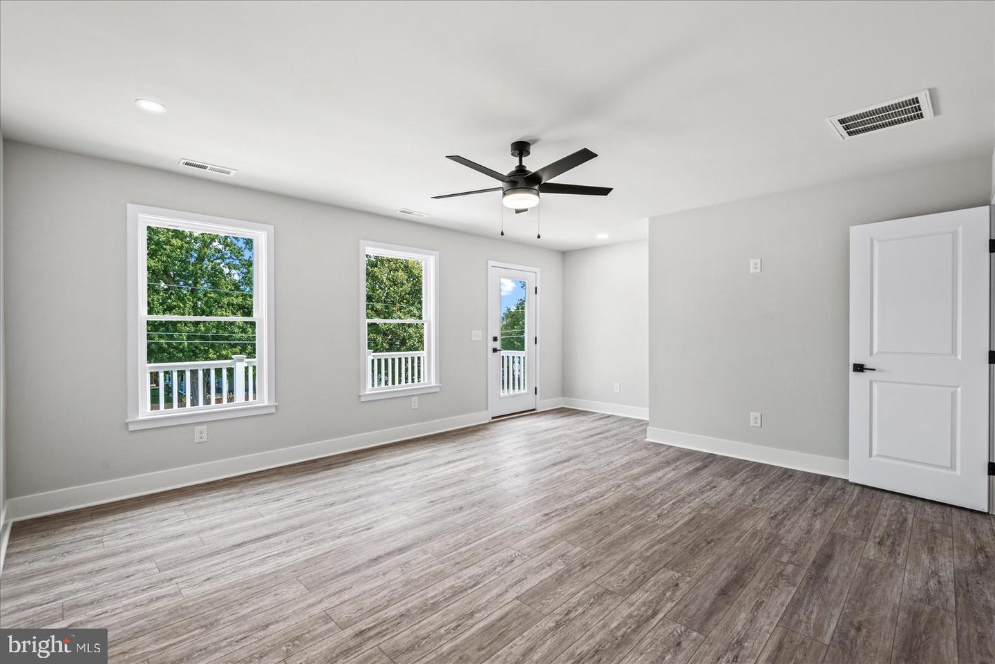 702 TAGGART ST, COLONIAL BEACH, Virginia 22443, 4 Bedrooms Bedrooms, ,3 BathroomsBathrooms,Residential,For sale,702 TAGGART ST,VAWE2009622 MLS # VAWE2009622
