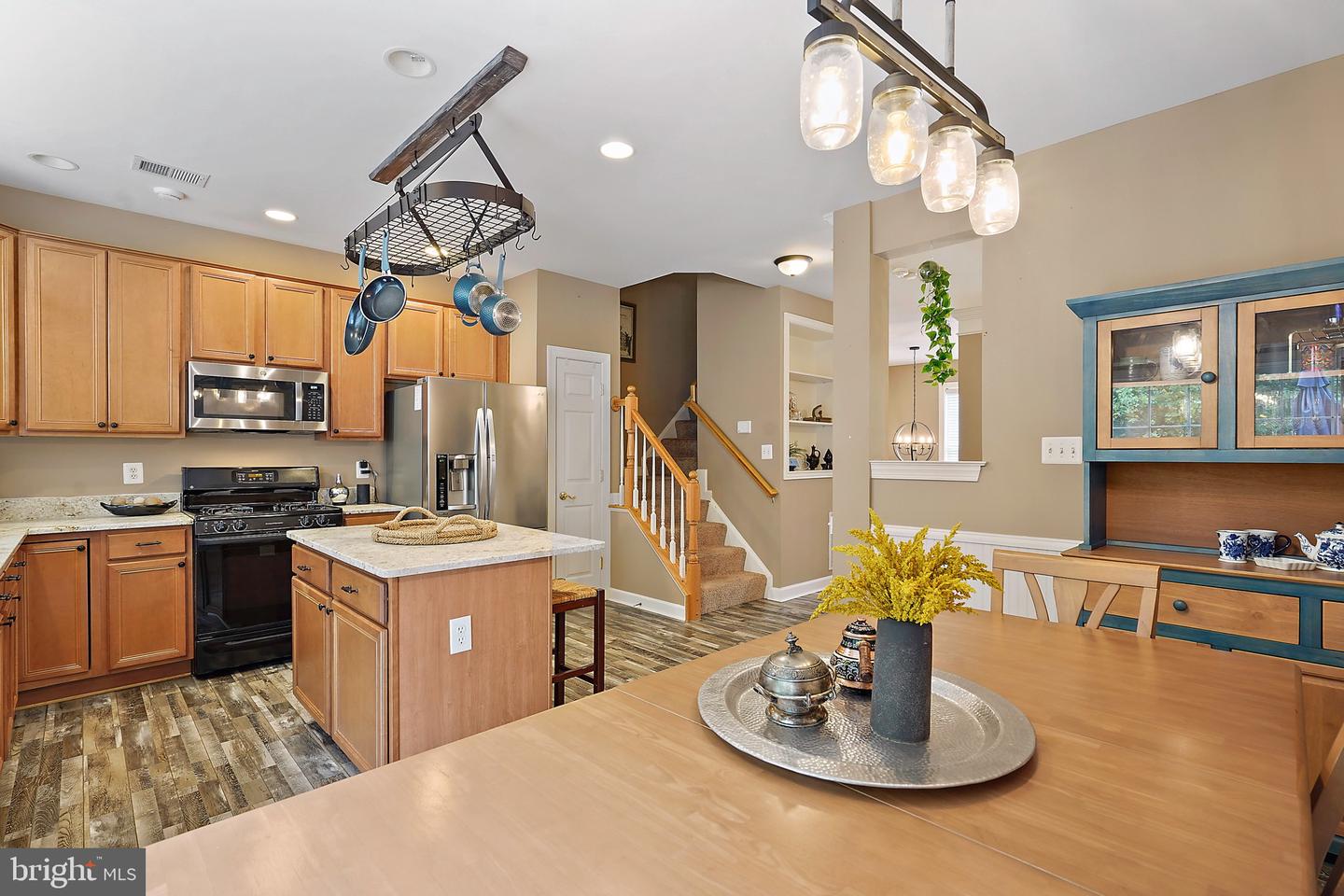 15636 AVOCET LOOP, WOODBRIDGE, Virginia 22191, 3 Bedrooms Bedrooms, 12 Rooms Rooms,3 BathroomsBathrooms,Residential,For sale,15636 AVOCET LOOP,VAPW2102632 MLS # VAPW2102632