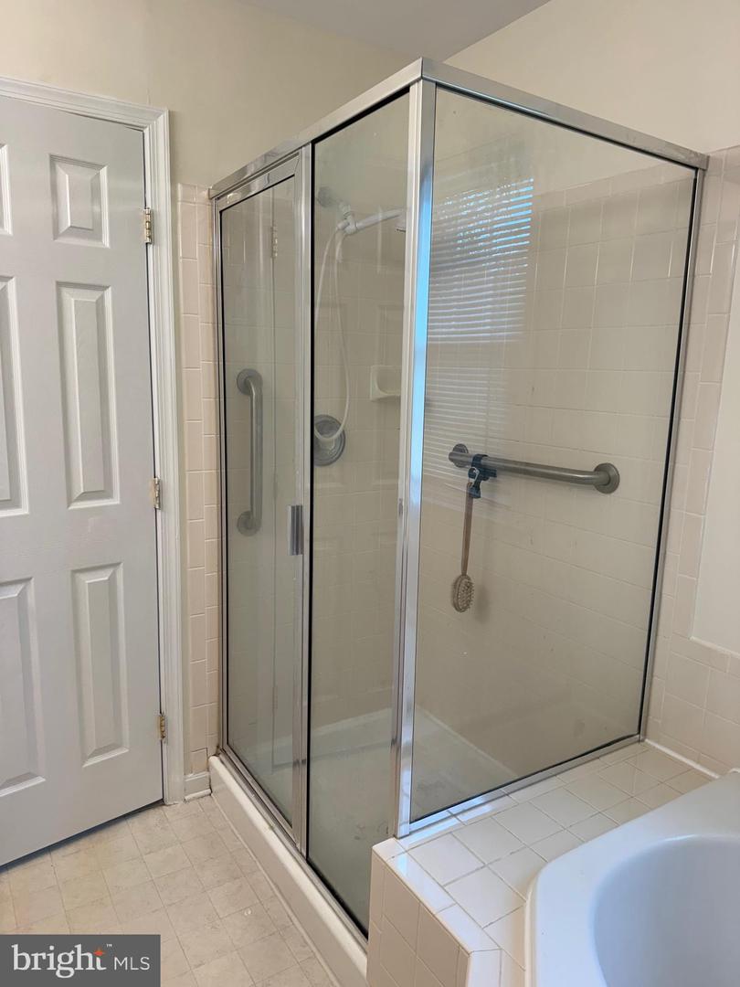 3 ANACOSTIA RD SE, WASHINGTON, District Of Columbia 20019, 3 Bedrooms Bedrooms, ,2 BathroomsBathrooms,Residential,For sale,3 ANACOSTIA RD SE,DCDC2216802 MLS # DCDC2216802