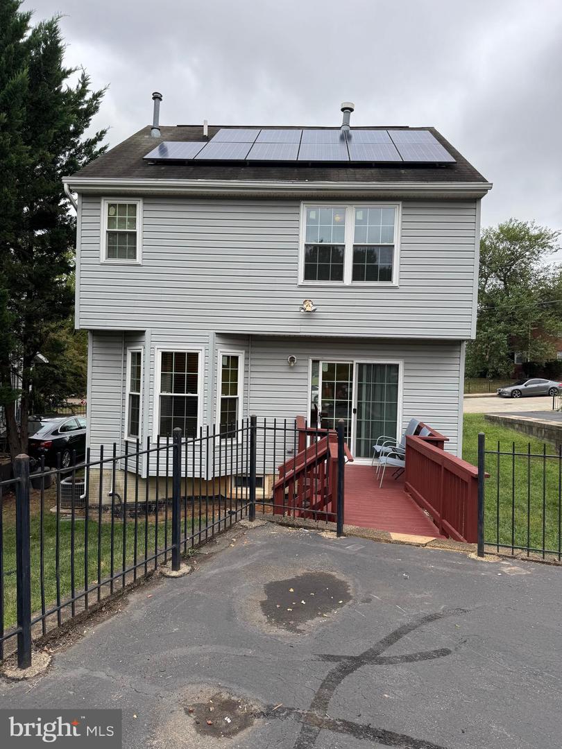 3 ANACOSTIA RD SE, WASHINGTON, District Of Columbia 20019, 3 Bedrooms Bedrooms, ,2 BathroomsBathrooms,Residential,For sale,3 ANACOSTIA RD SE,DCDC2216802 MLS # DCDC2216802