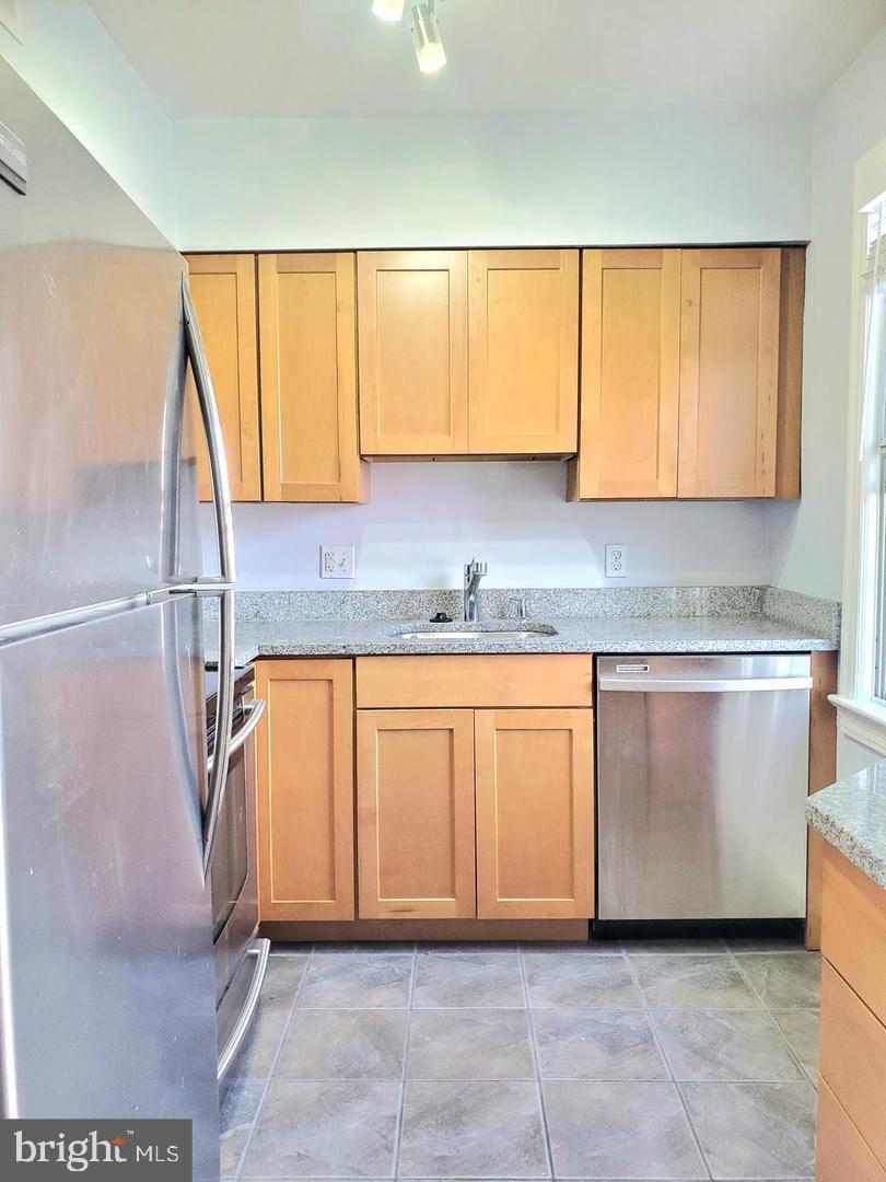 2707 ARLINGTON BLVD #106, ARLINGTON, Virginia 22201, 1 Bedroom Bedrooms, ,1 BathroomBathrooms,Residential,For sale,2707 ARLINGTON BLVD #106,VAAR2062740 MLS # VAAR2062740