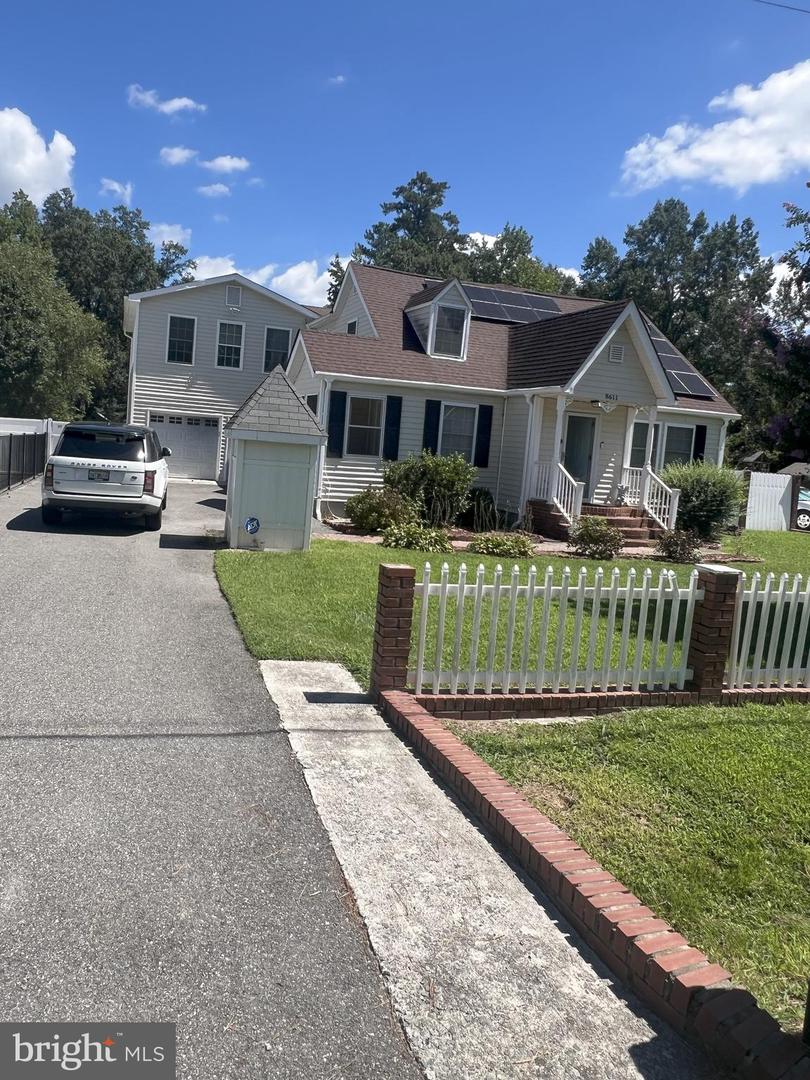 8611 BROADWAY AVE, HENRICO, Virginia 23228, 4 Bedrooms Bedrooms, 7 Rooms Rooms,3 BathroomsBathrooms,Residential,For sale,8611 BROADWAY AVE,VAHN2001044 MLS # VAHN2001044