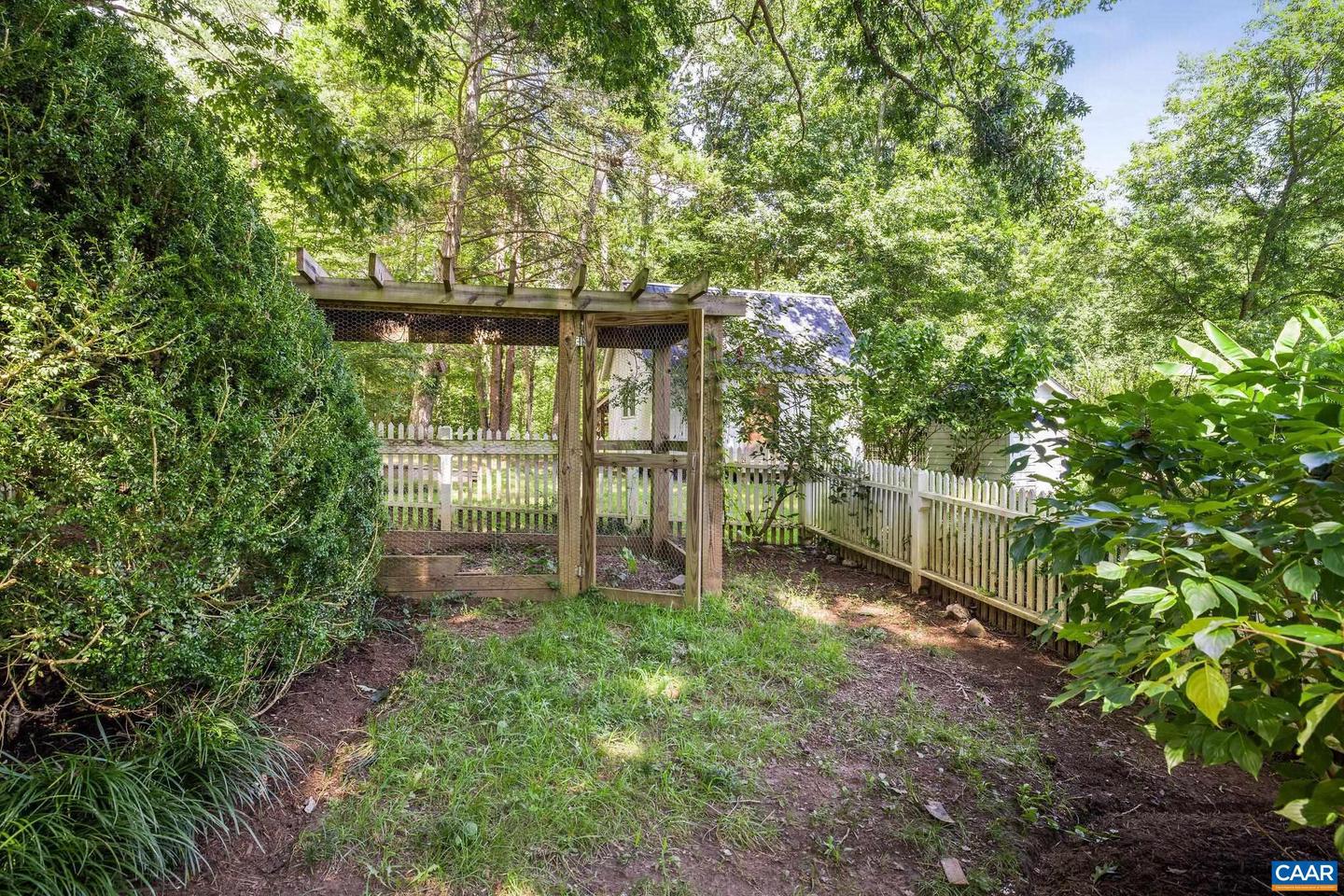 3132 WYNOVA LN, ESMONT, Virginia 22937, 4 Bedrooms Bedrooms, ,2 BathroomsBathrooms,Residential,For sale,3132 WYNOVA LN,668242 MLS # 668242