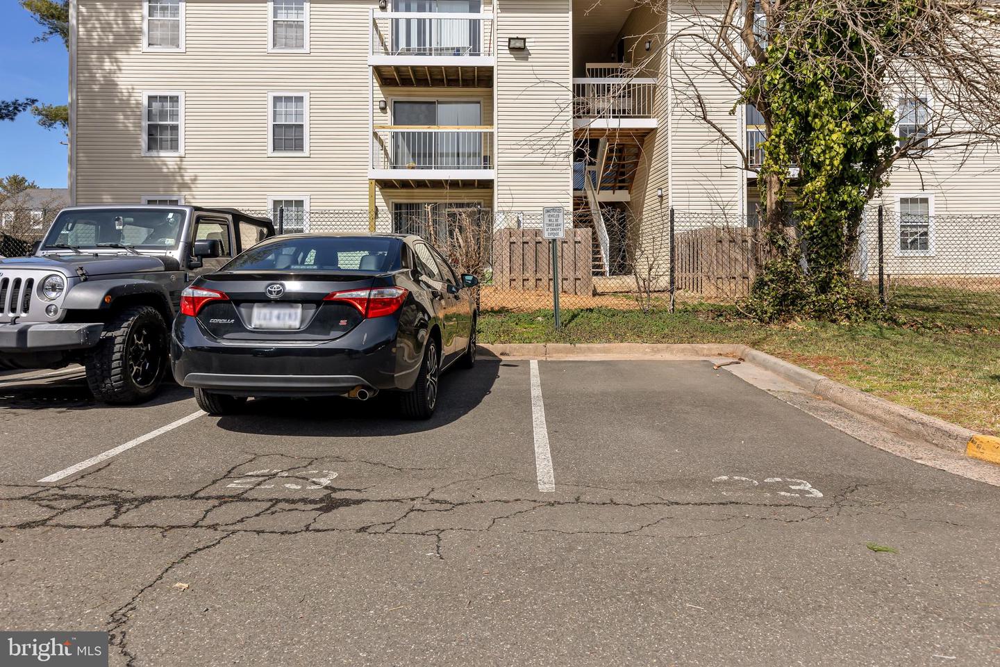 8608 VILLAGE SQ #15/8608, ALEXANDRIA, Virginia 22309, 3 Bedrooms Bedrooms, ,2 BathroomsBathrooms,Residential,For sale,8608 VILLAGE SQ #15/8608,VAFX2263274 MLS # VAFX2263274