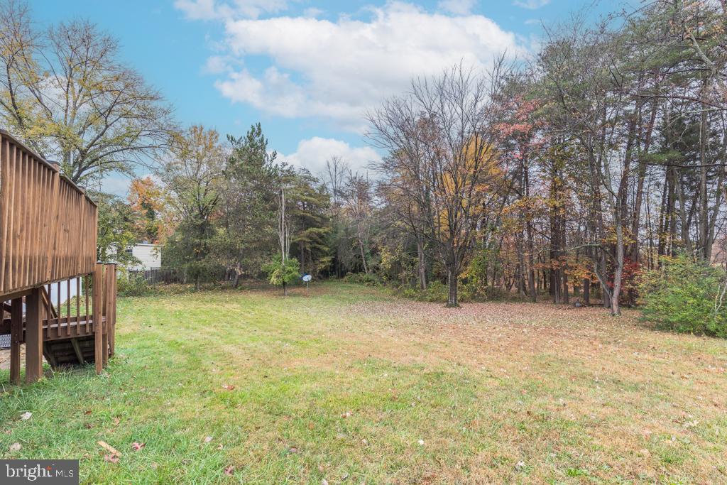6807 HACKBERRY ST, SPRINGFIELD, Virginia 22150, 4 Bedrooms Bedrooms, ,2 BathroomsBathrooms,Residential,For sale,6807 HACKBERRY ST,VAFX2263284 MLS # VAFX2263284