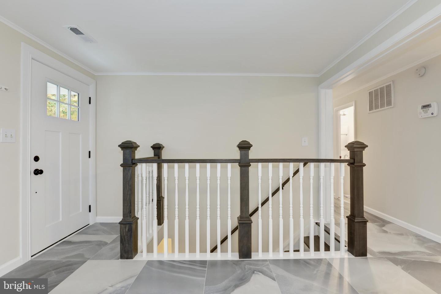6807 HACKBERRY ST, SPRINGFIELD, Virginia 22150, 4 Bedrooms Bedrooms, ,2 BathroomsBathrooms,Residential,For sale,6807 HACKBERRY ST,VAFX2263284 MLS # VAFX2263284