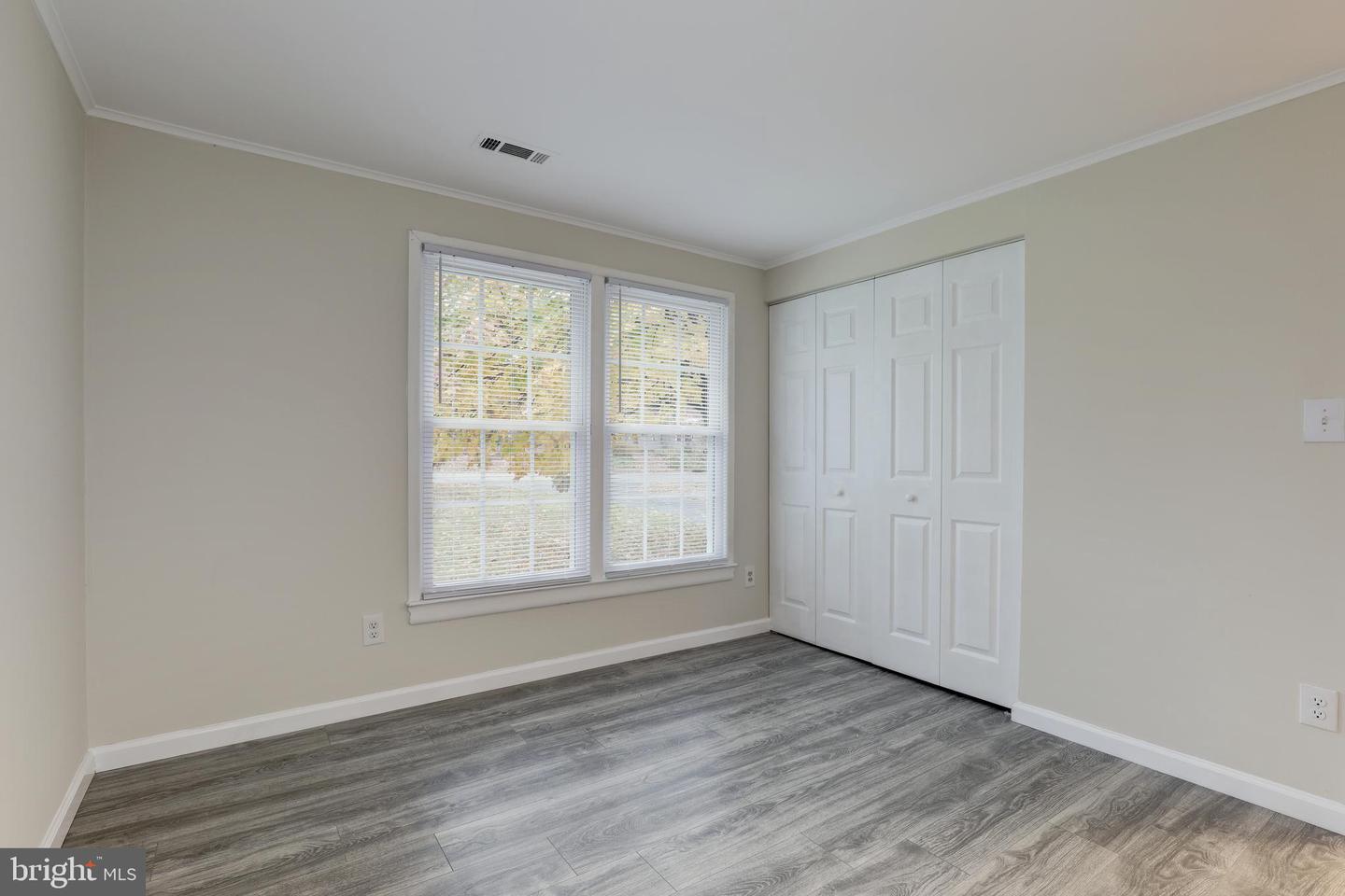 6807 HACKBERRY ST, SPRINGFIELD, Virginia 22150, 4 Bedrooms Bedrooms, ,2 BathroomsBathrooms,Residential,For sale,6807 HACKBERRY ST,VAFX2263284 MLS # VAFX2263284