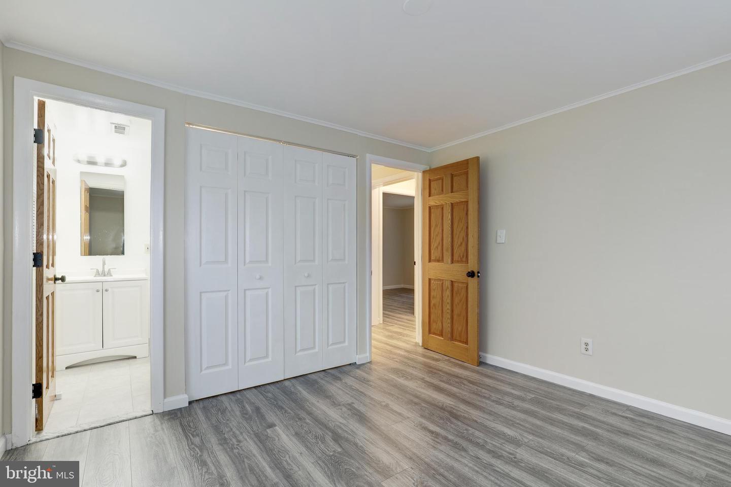 6807 HACKBERRY ST, SPRINGFIELD, Virginia 22150, 4 Bedrooms Bedrooms, ,2 BathroomsBathrooms,Residential,For sale,6807 HACKBERRY ST,VAFX2263284 MLS # VAFX2263284