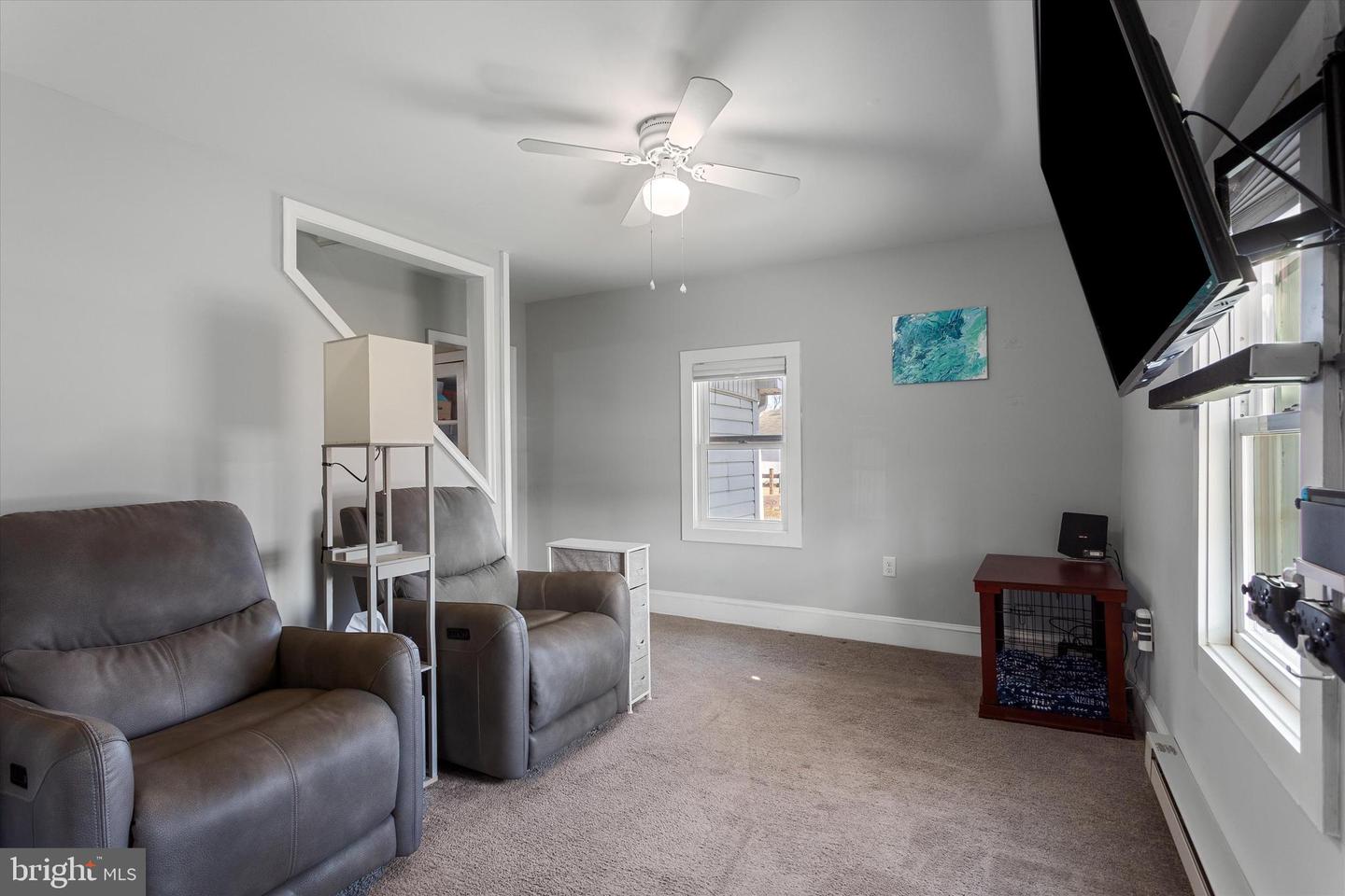 337 OLD CHARLES TOWN RD, STEPHENSON, Virginia 22656, 3 Bedrooms Bedrooms, ,1 BathroomBathrooms,Residential,For sale,337 OLD CHARLES TOWN RD,VAFV2024750 MLS # VAFV2024750