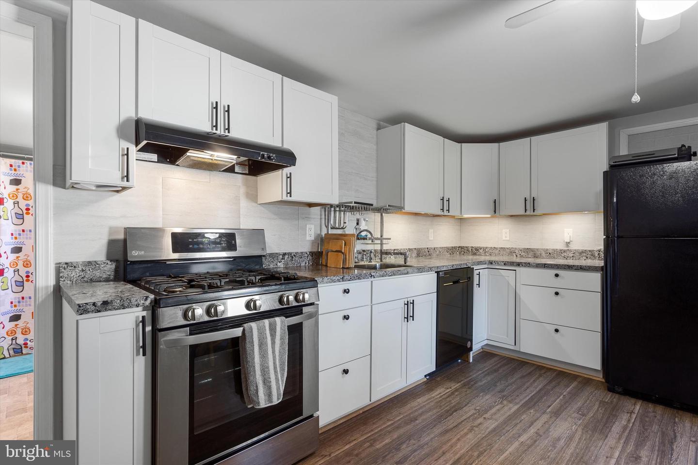 337 OLD CHARLES TOWN RD, STEPHENSON, Virginia 22656, 3 Bedrooms Bedrooms, ,1 BathroomBathrooms,Residential,For sale,337 OLD CHARLES TOWN RD,VAFV2024750 MLS # VAFV2024750