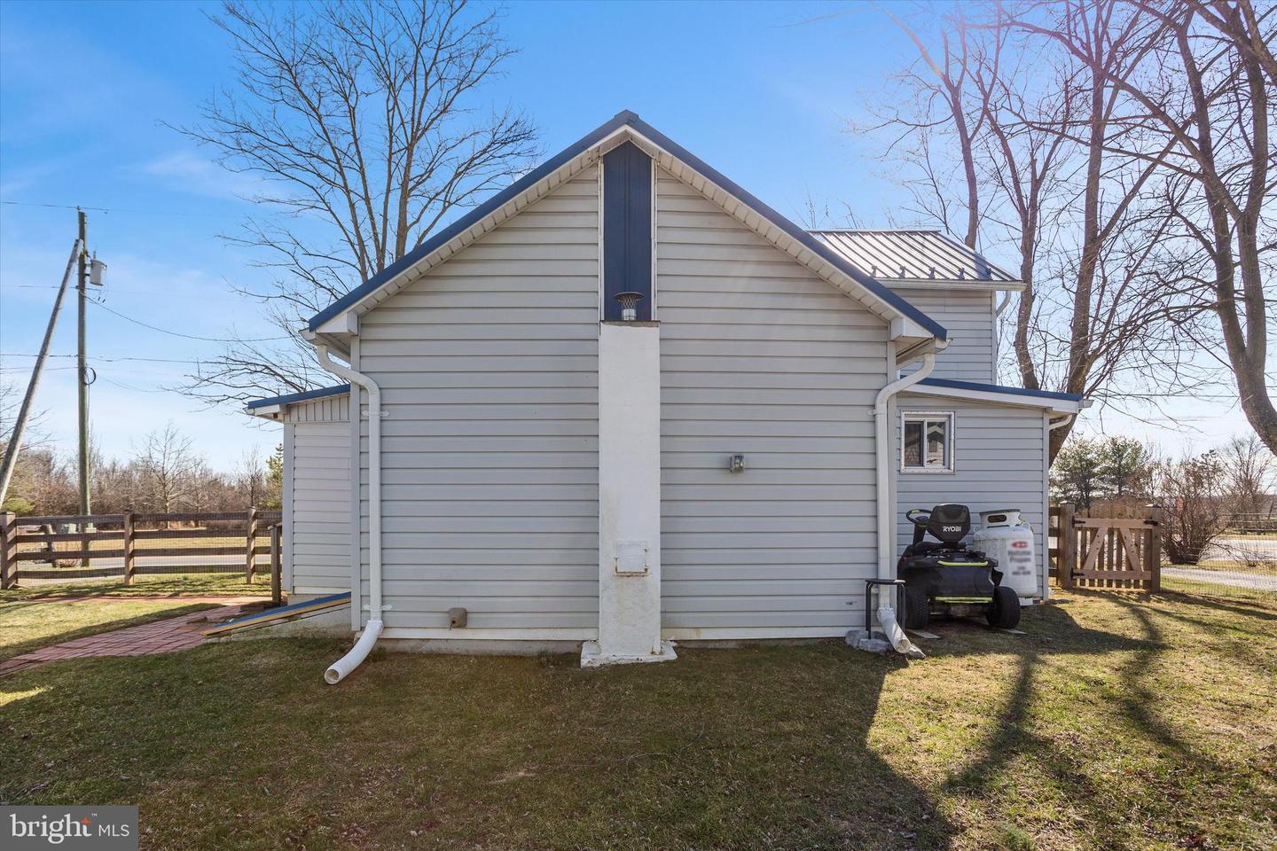 337 OLD CHARLES TOWN RD, STEPHENSON, Virginia 22656, 3 Bedrooms Bedrooms, ,1 BathroomBathrooms,Residential,For sale,337 OLD CHARLES TOWN RD,VAFV2024750 MLS # VAFV2024750