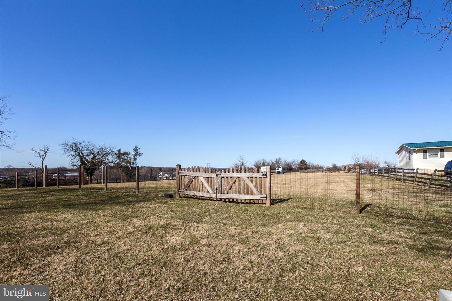337 OLD CHARLES TOWN RD, STEPHENSON, Virginia 22656, 3 Bedrooms Bedrooms, ,1 BathroomBathrooms,Residential,For sale,337 OLD CHARLES TOWN RD,VAFV2024750 MLS # VAFV2024750