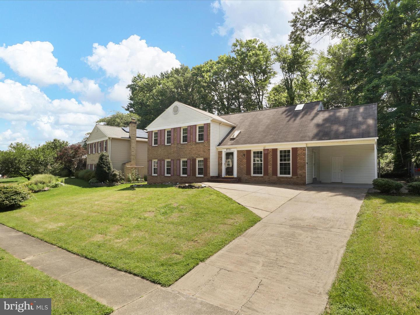 8701 ETTA DR, SPRINGFIELD, Virginia 22152, 5 Bedrooms Bedrooms, ,4 BathroomsBathrooms,Residential,For sale,8701 ETTA DR,VAFX2247936 MLS # VAFX2247936