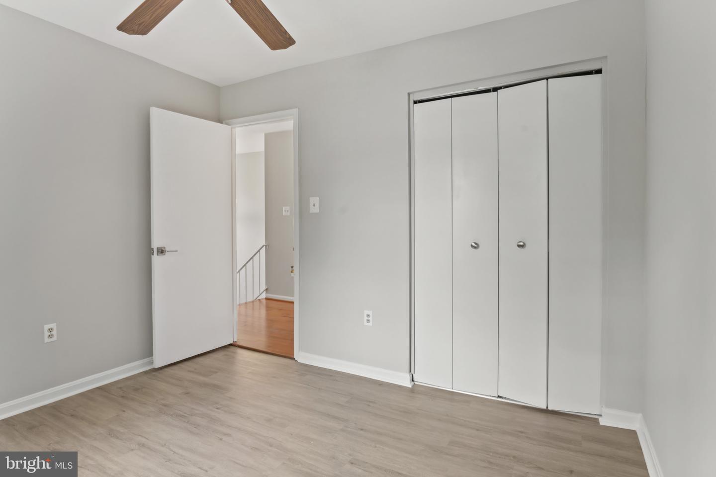 8120 SLEEPY VIEW LN, SPRINGFIELD, Virginia 22153, 5 Bedrooms Bedrooms, ,3 BathroomsBathrooms,Residential,For sale,8120 SLEEPY VIEW LN,VAFX2256622 MLS # VAFX2256622