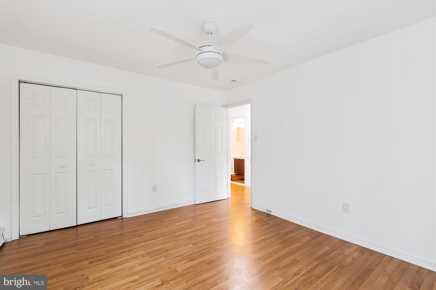 513 12TH ST NE #3, WASHINGTON, District Of Columbia 20002, 2 Bedrooms Bedrooms, ,1 BathroomBathrooms,Residential,For sale,513 12TH ST NE #3,DCDC2214400 MLS # DCDC2214400