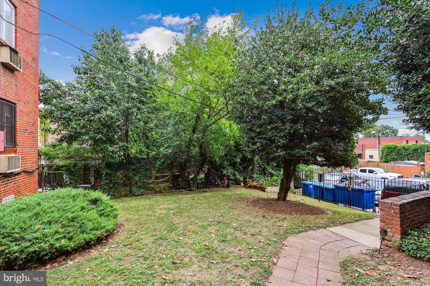 513 12TH ST NE #3, WASHINGTON, District Of Columbia 20002, 2 Bedrooms Bedrooms, ,1 BathroomBathrooms,Residential,For sale,513 12TH ST NE #3,DCDC2214400 MLS # DCDC2214400