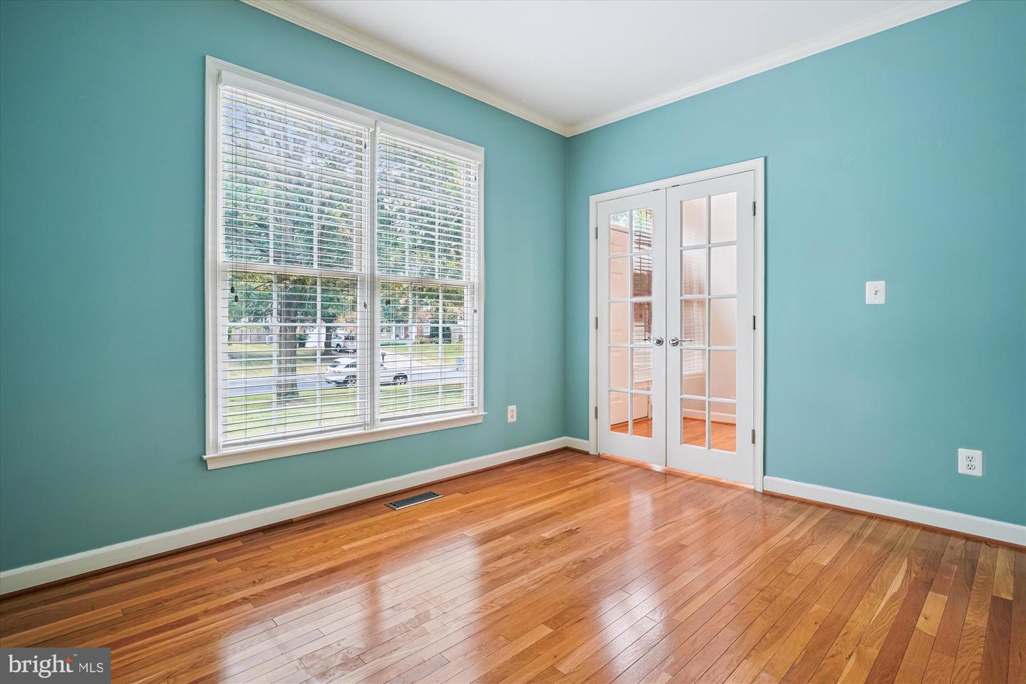 5916 EWING PL, ALEXANDRIA, Virginia 22310, 5 Bedrooms Bedrooms, ,4 BathroomsBathrooms,Residential,For sale,5916 EWING PL,VAFX2260768 MLS # VAFX2260768