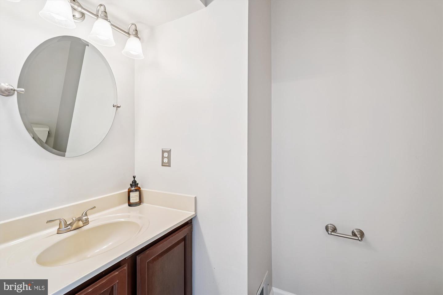 20356 MARGURITTE SQ, STERLING, Virginia 20165, 4 Bedrooms Bedrooms, ,3 BathroomsBathrooms,Residential,For sale,20356 MARGURITTE SQ,VALO2104476 MLS # VALO2104476