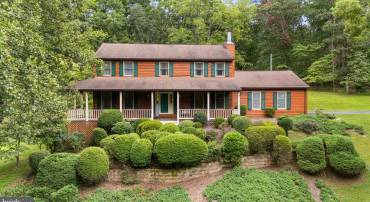 5601 RAIDER DR, WARRENTON, Virginia 20187, 4 Bedrooms Bedrooms, 8 Rooms Rooms,2 BathroomsBathrooms,Residential,For sale,5601 RAIDER DR,VAFQ2017974 MLS # VAFQ2017974