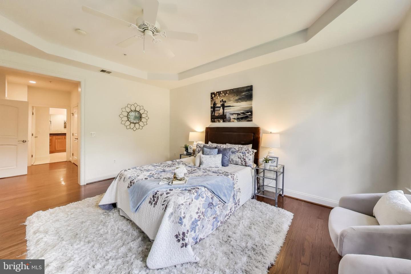 1781 CHAIN BRIDGE RD #402, MCLEAN, Virginia 22102, 2 Bedrooms Bedrooms, 6 Rooms Rooms,2 BathroomsBathrooms,Residential,For sale,1781 CHAIN BRIDGE RD #402,VAFX2262520 MLS # VAFX2262520